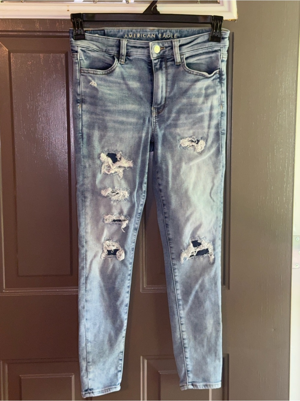 American Eagle Outfitters Light Wash Distressed Skinny Jeans